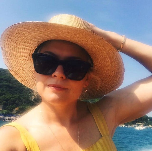 KATE YOUNG WEARING KATE YOUNG FOR TURA K532 JANINE