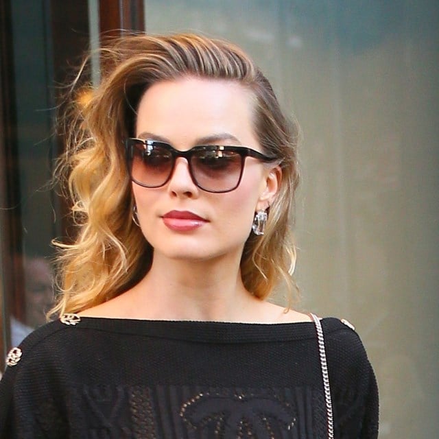 Margot Robbie wearing Kate Young for Tura K552 BLK, Leila